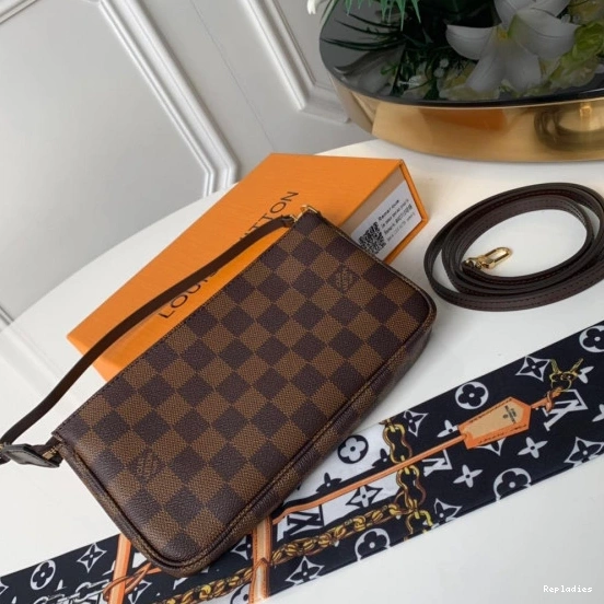 Repladies Louis Vuitton POCHETTE ACCESSOIRES 0807